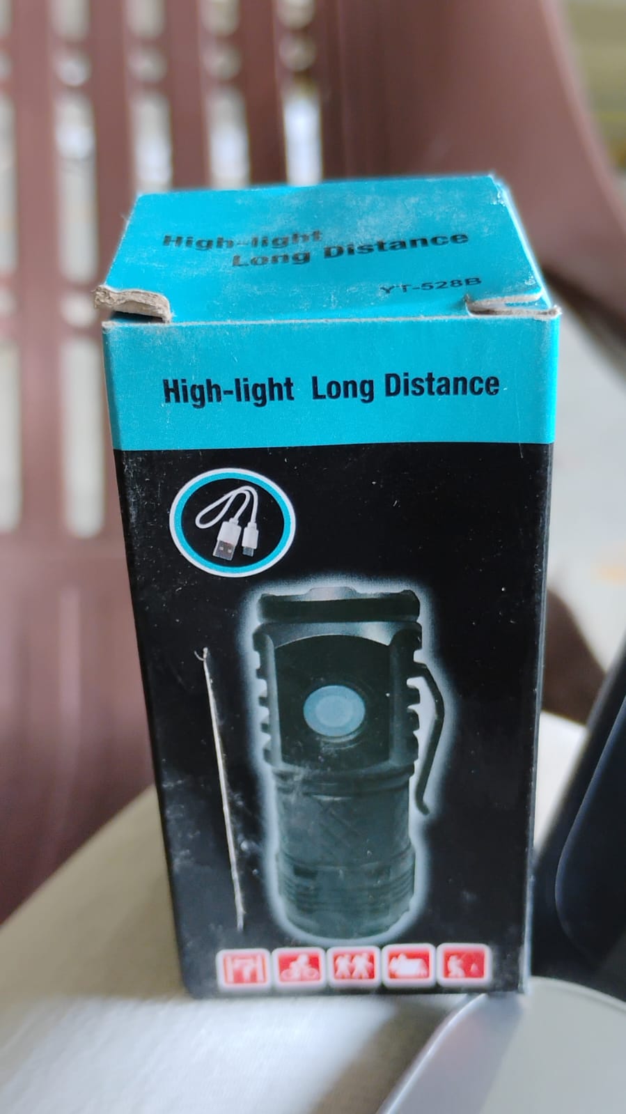 Small LED Torch, 5 Lighting Modes (1 Pc) Small LED Torch, 5 Lighting Modes (1 Pc)